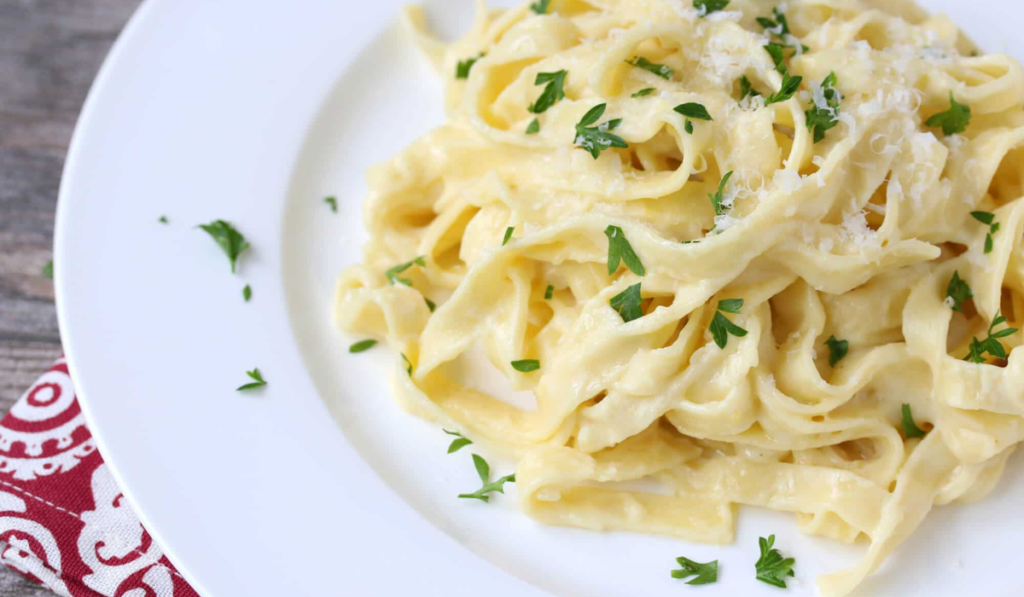 Macarrão quatro queijos Receitas Maravilhosa