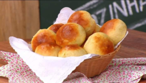 Pão de batata doce fofinho e douradinho