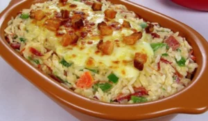 Arroz de carreteiro cremoso para o almoço de domingo