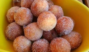 Bolinho de chuva de leite Ninho