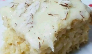 Bolo de coco molhadinho