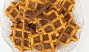 Waffles de abóbora e canela