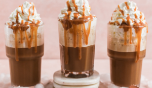 Frappucino de caramelo e baunilha