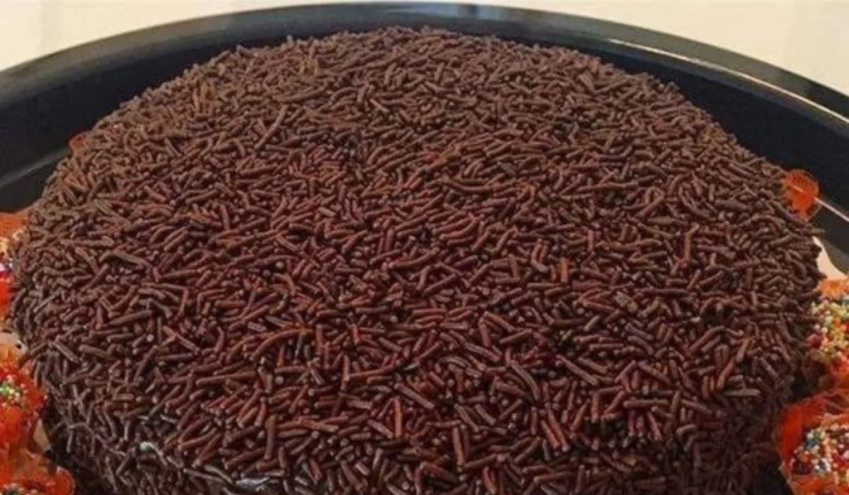 bolo molhadinho de brigadeiro