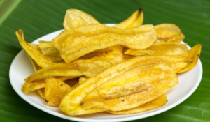 Chips de banana da terra