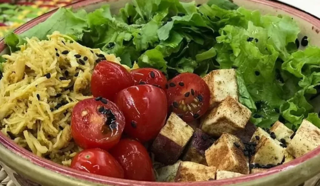 salada fit de frango com batata doce