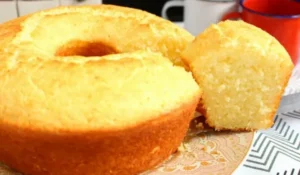 Bolo de queijo no liquidificador