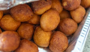 Puff-Puff: Bolinho Nigeriano