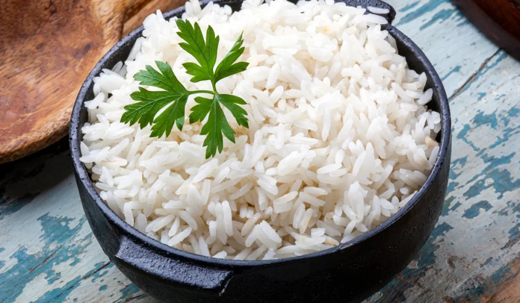 Como fazer arroz branco soltinho Foto Canva Pro