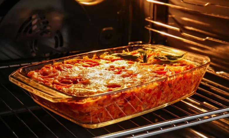 Arroz de forno: faça agora mesmo essa receita fácil e muito saborosa