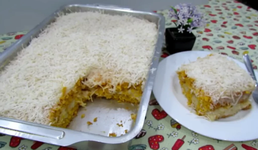 Bolo de cenoura com beijinho Foto Canal Receitas de Mãe