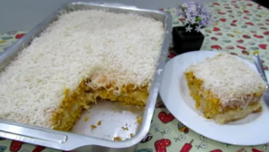 Bolo de cenoura com beijinho Foto Canal Receitas de Mãe