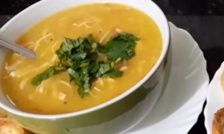 Caldo de mandioquinha com frango Foto Canal Lulu na cozinha