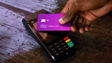 Nubank libera R$ 200 no aplicativo para você gastar com cartão de crédito