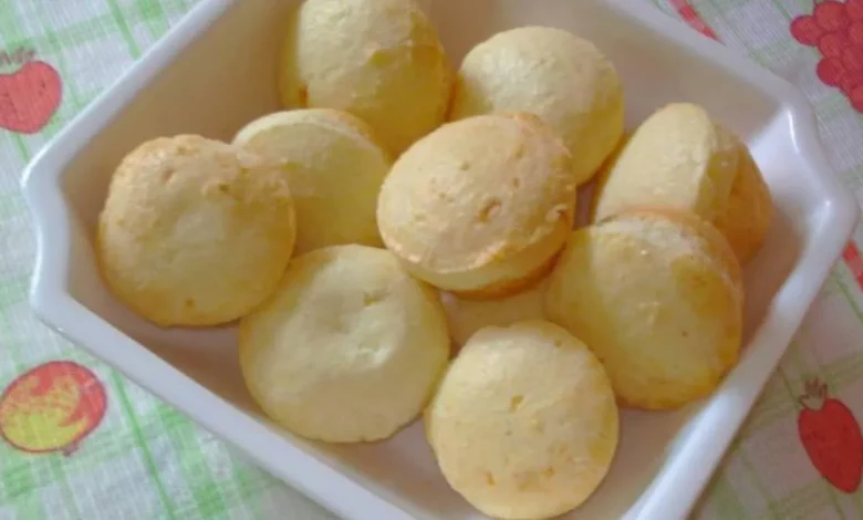 Pão de queijo de Liquidificador muito fácil de fazer, pronto em 30 minutos