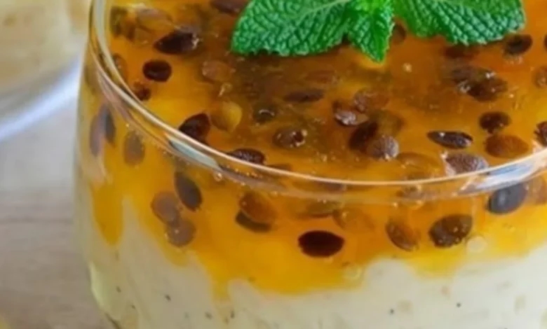 arroz doce com calda de maracujá