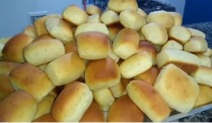 Bisnaguinha caseira deliciosa para o lanche das crianças