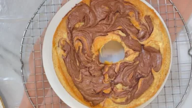 A receita de bolo de banana com nutella é muito simples de preparar, além do sabor maravilhoso todo a família vai amar.