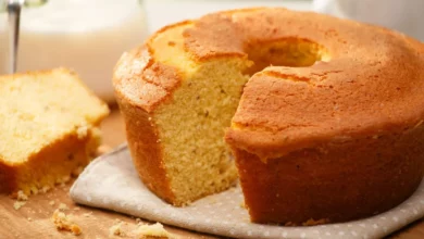 Bolo de fubá simples para comer tomando um café quentinho