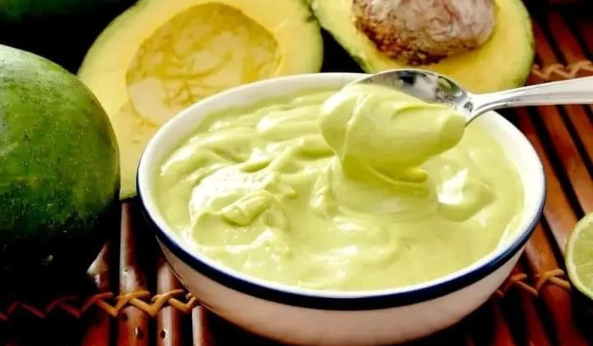 Como fazer mousse de abacate: confira o passo a passo