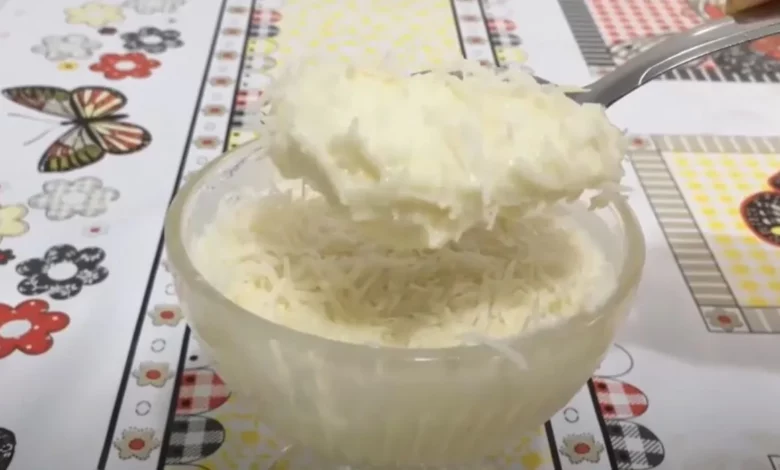 Mousse de Coco simples para servir nesse Feriado, Pronto em 1 hora