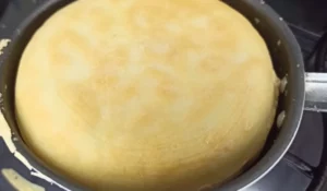 Pão de tapioca na frigideira