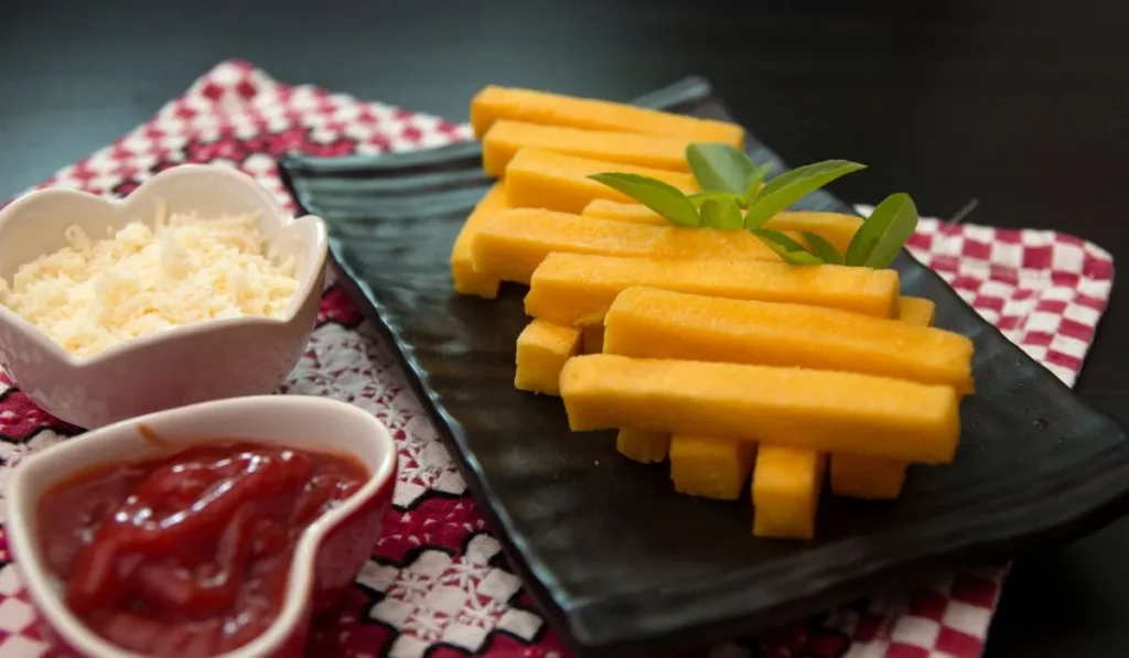 Polenta Frita com queijo na AirFryer