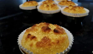 Queijadinha deliciosa para o café da manhã pronto em 40 minutos