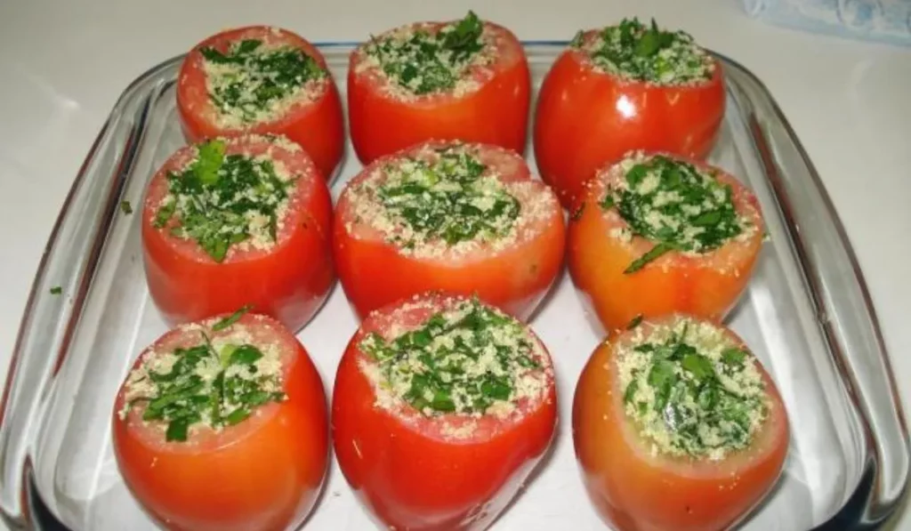 Tomates recheados deliciosos para fazer no dia das mães