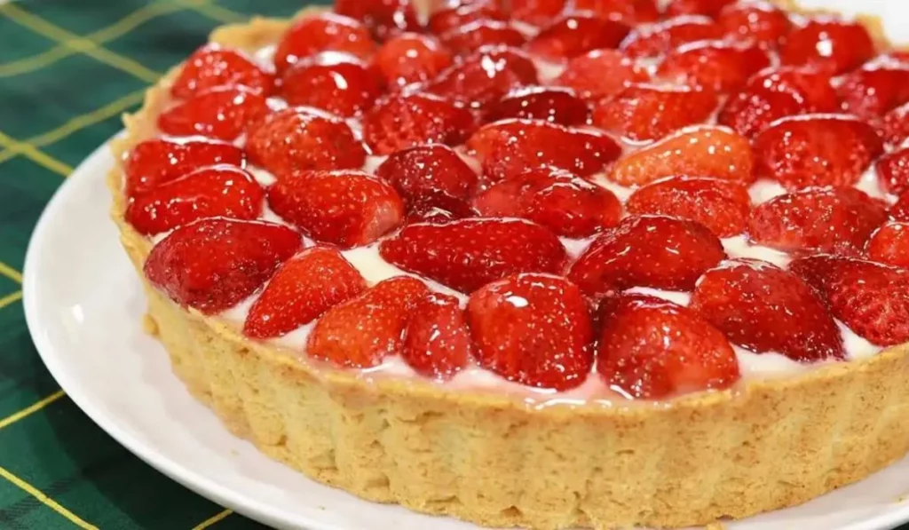 torta de morango de padaria