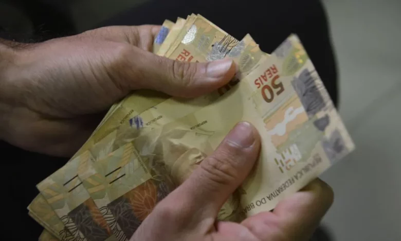 Adicional de R$ 50 do Bolsa Família começa pagar em junho