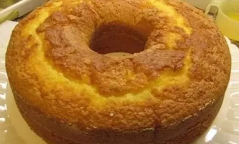 Bolo de fubá com laranja