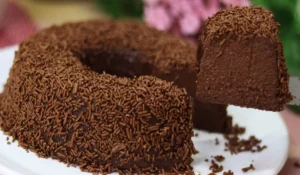 Receita de Brigadeirão de Chocolate e Leite Moça