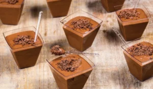 Receita de Mousse de Chocolate para servir de sobremesa no domingo