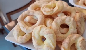 Rosquinha de polvilho perfeito para o café