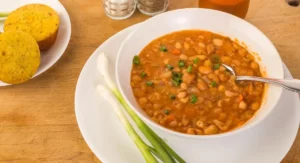 Sopa de feijão para o inverno