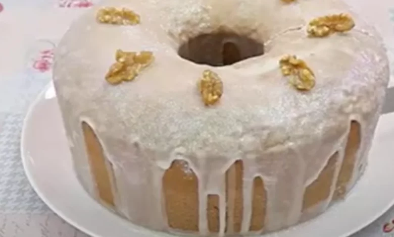 Receita do bolo de nozes simples