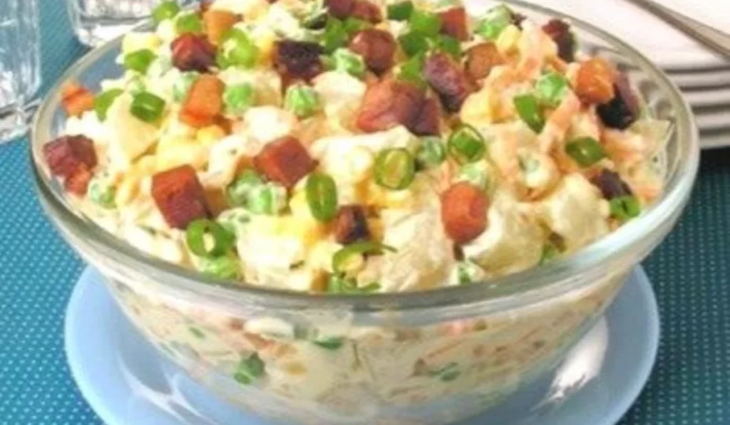 salada de batata com bacon