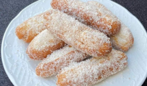 Deliciosos Charutos de Coco: Um Bolinho Irresistível