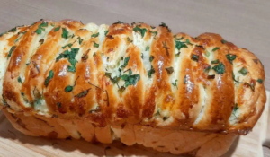 Receita de Pão de Alho Caseiro: Delicioso e Irresistível