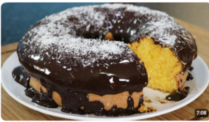 Bolo de Abóbora com Calda de Chocolate: Uma Combinação de Sabores Irresistível