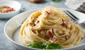 Macarrão Carbonara: Uma Receita Clássica e Irresistível