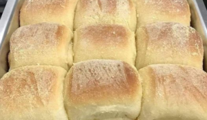 Pãozinho de Milho: Delicadeza e Sabor em Cada Mordida