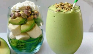 Smoothie Nutritivo de Banana, Abacate e Pistache