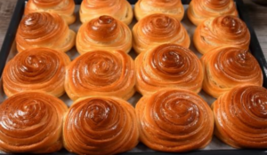 Pães Argentinos com Queijo Feta: Uma Delícia Tradicional