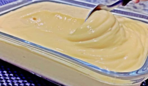 Mousse de Maracujá com apenas 3 ingredientes: É só bater tudo e ta pronto!