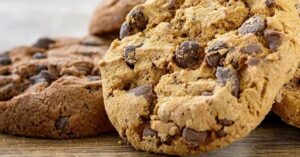 Receita de Cookies Americanos Clássicos e Fáceis: Perfeitos para Todas as Ocasiões