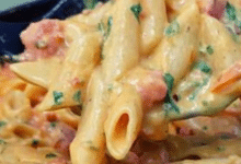 macarrão cremoso com linguiça