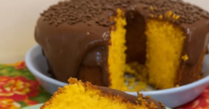 Bolo de Cenoura com Brigadeiro: A Receita Perfeita e Irresistível que Vai Conquistar seu Paladar!