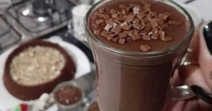 Chocolate Quente Cremoso com Leite Ninho: A Receita Perfeita para Aconchegar o Coração!